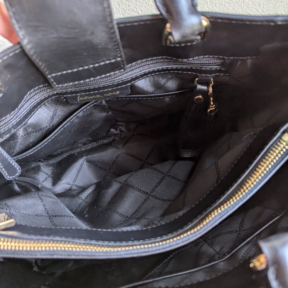 Michael Kors Black Satchel Lg with Gold hardware - Picture 8 of 9